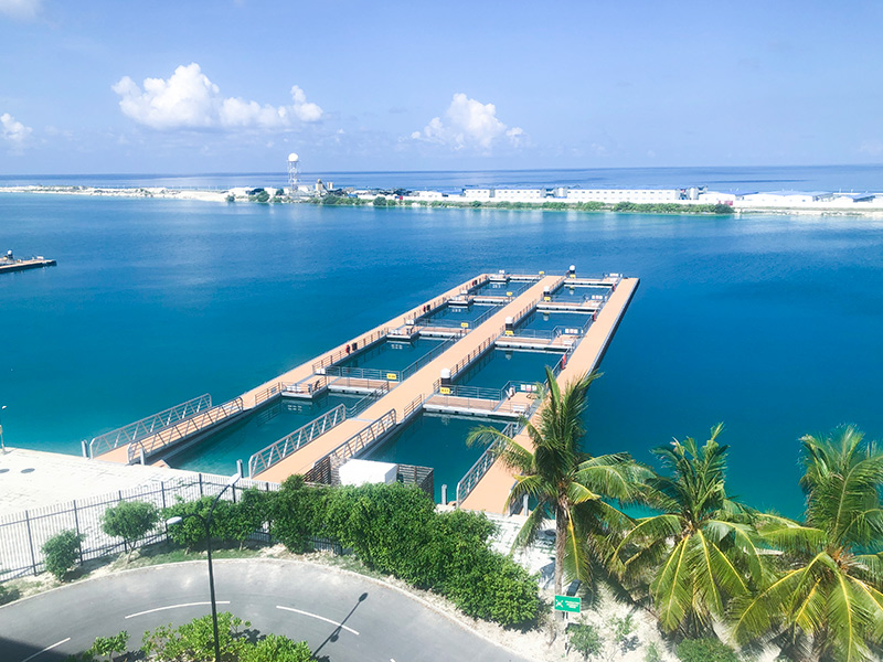 Pontón de hidroaviones en Maldivas