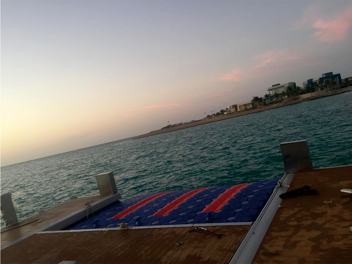 Muelle privado de Jeddah en Arabia Saudita